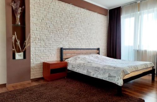 Kryvyi Rih Apartamento | Староярмаркова с видом на парк и реку