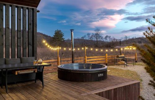 Nizhneye Sinevidnoye Chalet De Esquí | Стожари, Stozhary