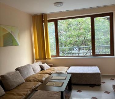 G.K. Bratya Miladinovi Apartamento | Студио Бургас 2