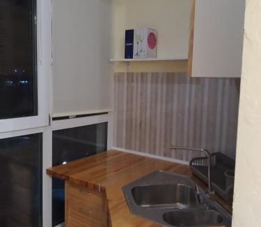 Lesniki Apartamento | Сучасна двокімнатна квартира-студія