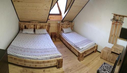 Skole Hotel | Сімейний еко-готель "Вежа Бойка"