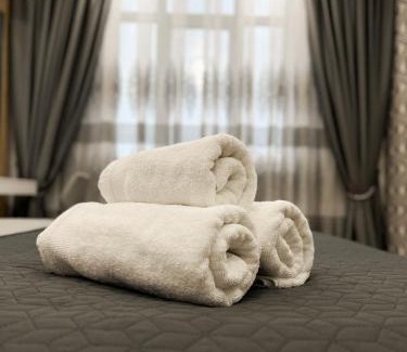 Sukhinovka Apartamento | Сімейні апартаменти класу Люкс у Центрі - Мережа HELEN