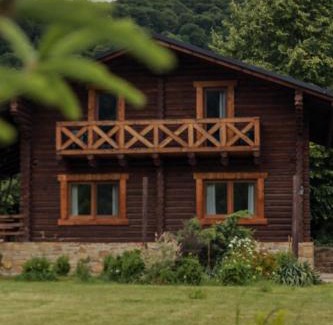 Dubyna Chalet De Esquí | сottage "Ksenija" котедж "Ксенія"