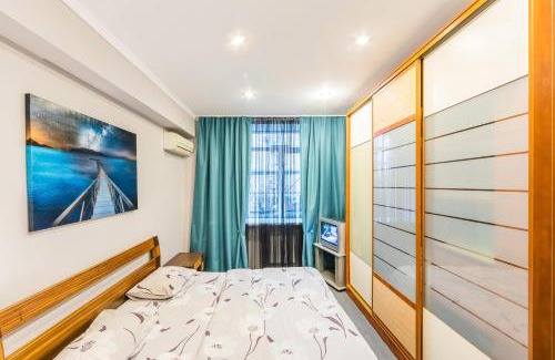 Khreshchatyy Yar Apartamento | Трехкомнатная квартира на Крещатике