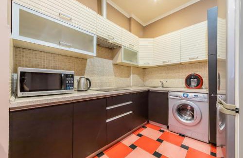 Khreshchatyy Yar Apartamento | Трехкомнатная квартира на Крещатике