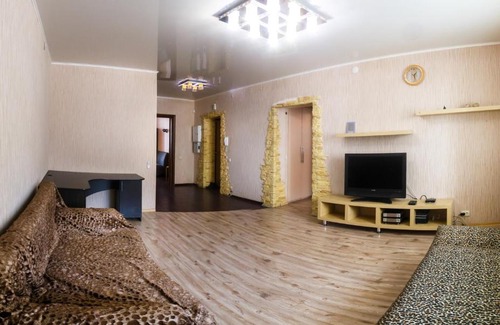 Sovetsky City District Apartamento | Трехкомнатные апартаменты на Академика губкина 30Г