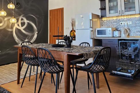 Aheloy Apartamento | Трехкомнатный апартамент с видом на море