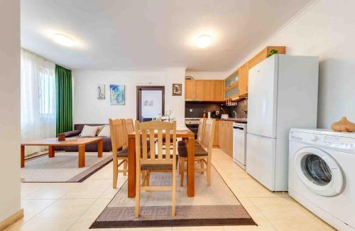 Pamporovo Apartamento | Тристаен апартамент 1А17 Гранд Манастира Пампорово