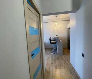 Yerevan Apartamento | Трёхкомнатная квартира в новостройке
