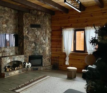 Plavya Chalet De Esquí | Тіні Предків