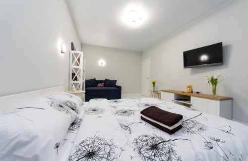 Holosiivskyj Apartamento | Уютная 1 комнатная квартира Люкс на Теремках