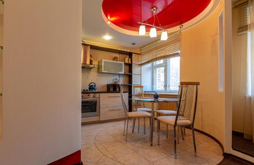 Sovetsky City District Apartamento | Уютный люкс в новом доме