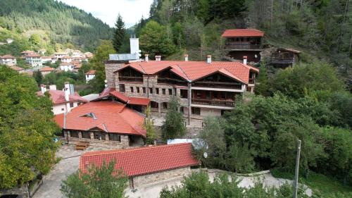 Smolyan Complejo | Хотел Изворът Арда