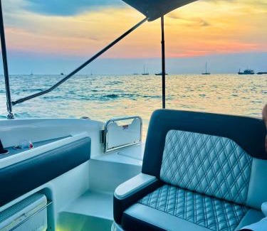 North Pattaya Alquiler De Eote | Частная Яхта и Эксклюзивные приватные Туры по Островам в Паттайе