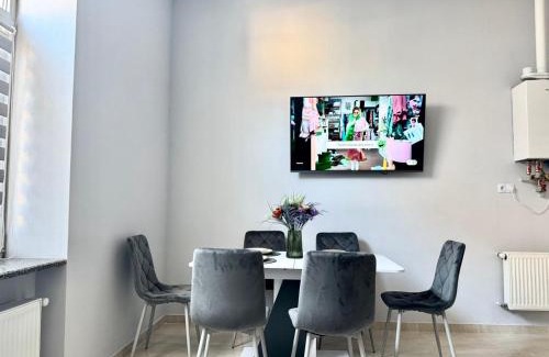 Chernovtsy Apartamento | Чернівці центр по добові апартаменти