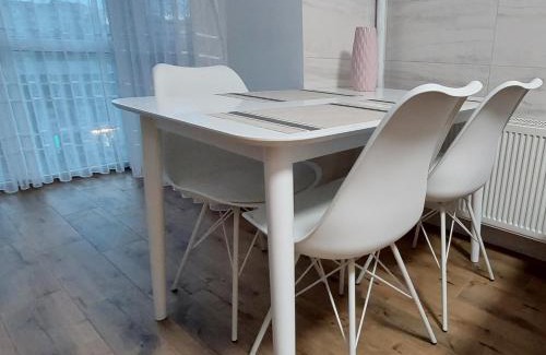 Lutsk Apartamento | Яровиця з Кондиціонером,Центр