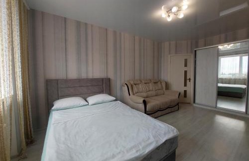 Lutsk Apartamento | Яровиця класу економ