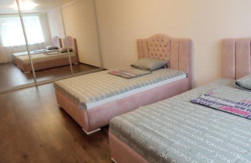 Lutsk Apartamento | Яровиця 2 кімнати