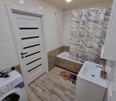 Lutsk Apartamento | Яровиця 2 кімнати