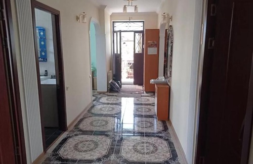 Gyumri Casa | Մեկ հարկանի քարե տուն Տիգրանյան փողոցում Գյումրիում, 75 ք.մ., եվրովերանորոգված
