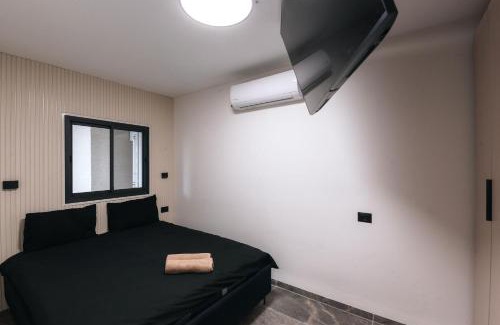 Kiryat Motzkin Apartamento | אחוזת בר אילן עם גקוזי יש בדירה ממד