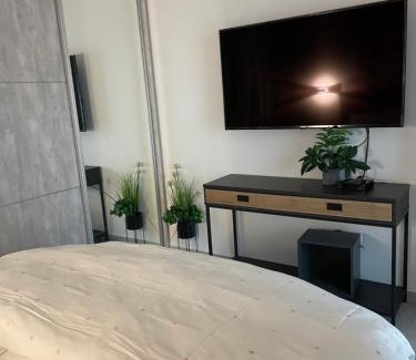 Migdal Apartamento | בית במושבה - נוף ארבל
