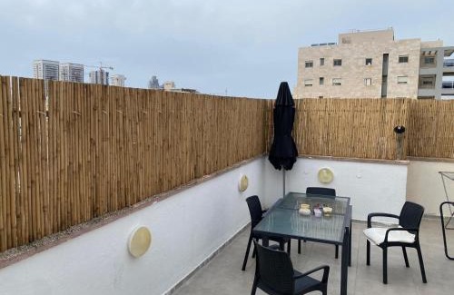 Netanya Apartamento | בלב העיר