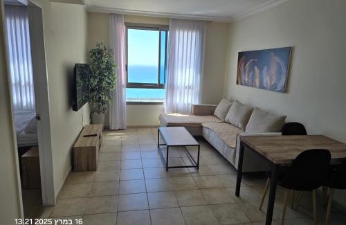 Haifa Apartamento | בניין אלמוג - מגדל הים