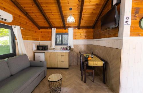 Beit Jann Apartamento | בקתות עץ מעל העננים - אירוח דרוזי - בקתות כפריות עם נוף מהמם ובריכה משותפת