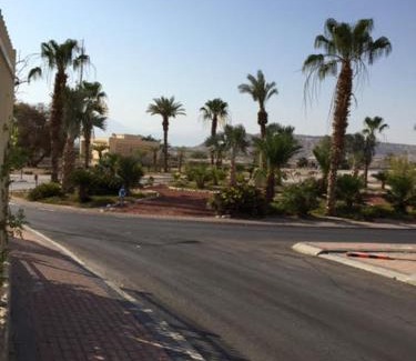 Neve Zohar Casa | הבית של דרורי