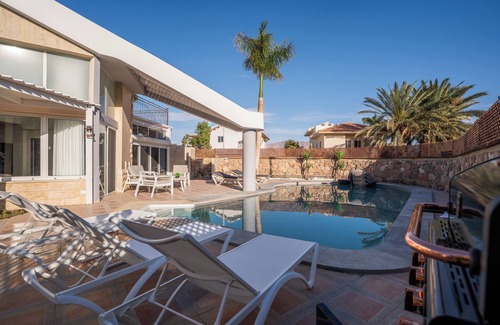 Eilat Villa | וילה מדהימה באילת – 5 דקות הליכה מהחוף! Villa in Eilat – 5 min to the beach! 🏖