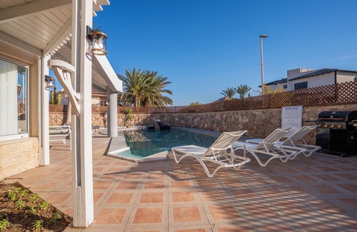 Eilat Villa | וילה מדהימה באילת – 5 דקות הליכה מהחוף! Villa in Eilat – 5 min to the beach! 🏖