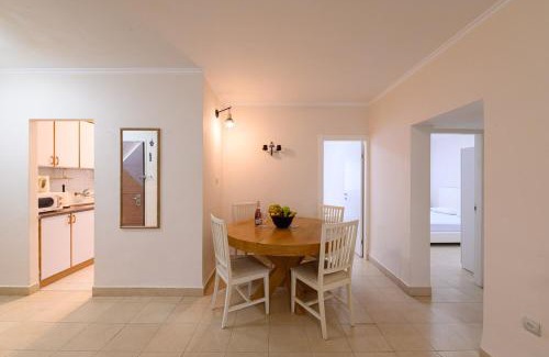 Tiberias Apartamento | חלום בכנרת- דירה נעימה עם 3 חדרי שינה בטבריה