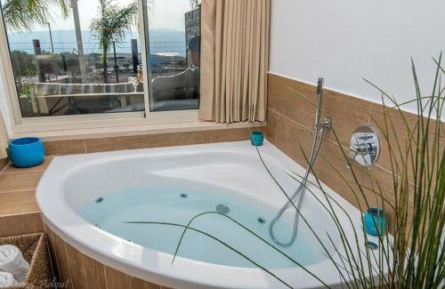 Kela Alon Chalet De Esquí | נוף 26 - סוויטות עם בריכה פרטית