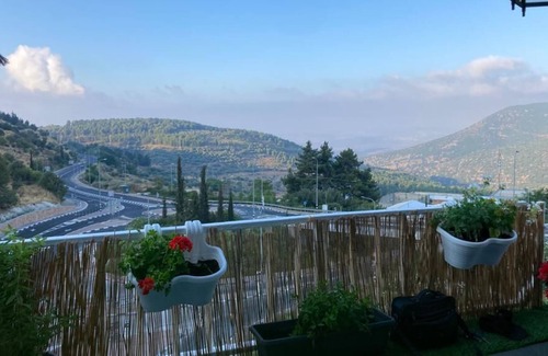 Safed Apartamento | סוויטה נוף בהרים 🏔🏤