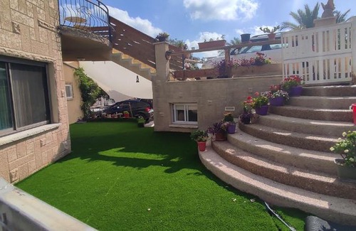 Shlomi Casa | על גג העולם דירת אירוח