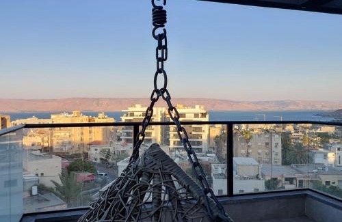 Tiberias Apartamento | פנטאהוז 7 חדרים עם בריכה ונוף מטריף בטבריה קרית שמואל