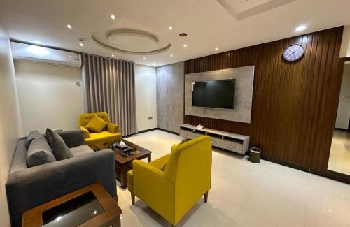 Tabuk Apartamento | إقامة سعيدة للشقق المخدومة