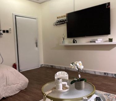 Riyadh Apartamento | استديو أنيق بأثاث جميل وكلاسيك