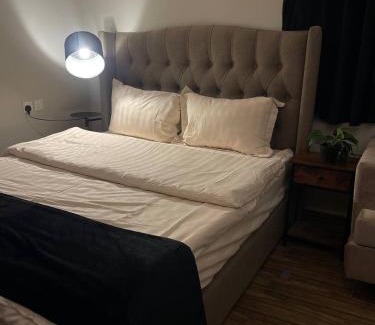 Ghirnatah Apartamento | استديو الجاكرندا غرناطه