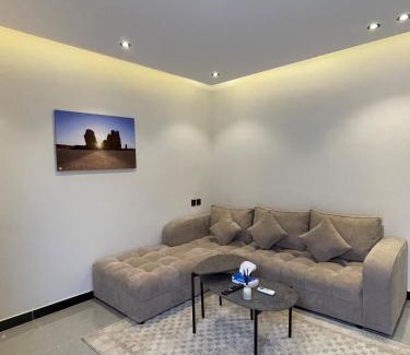 Mizail Apartamento | استديو انيق بحي العقيق ببلكونه خارجيه ودخول ذكي