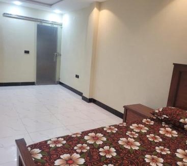 Gulberg Apartamento | استديو