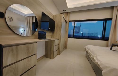 Al Faisaliyah Apartamento | استوديو السعودية - التحلية 411 Saudi Studio -Tahlia
