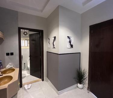 Al Kura Apartamento | استيديو Diyar stay