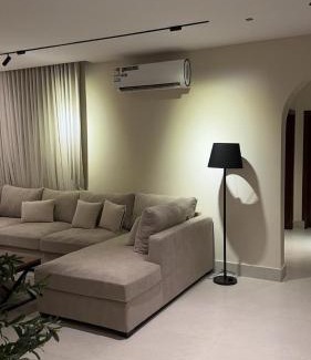 Tabuk Apartamento | الروضه
