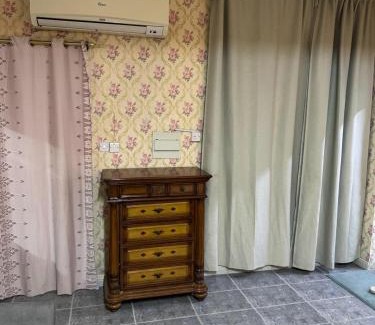 Al Hili Apartamento | العين الهيلي مصباح ب 5