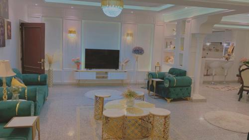 Al Malaz Villa | القمر