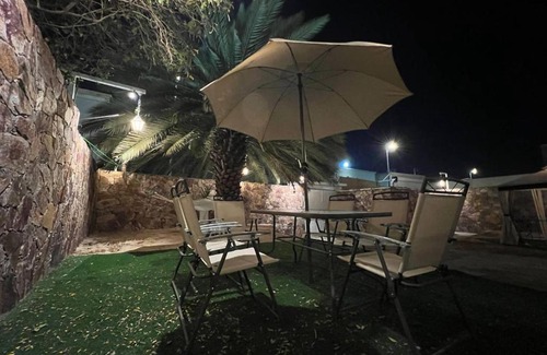 Abha Apartamento | منزل ريفي على الطراز اليوناني مع حديقتين ومدخل سيارة