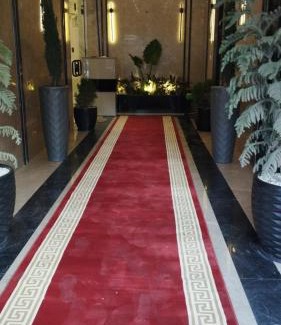 Al Duqqi Apartamento | المهندسين