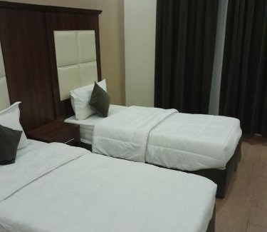 Yanbu Apartamento | تلال الورد للشقق المخدومة